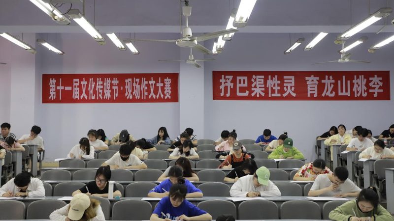 短视频代运营合同解约：关键条款解析与风险规避